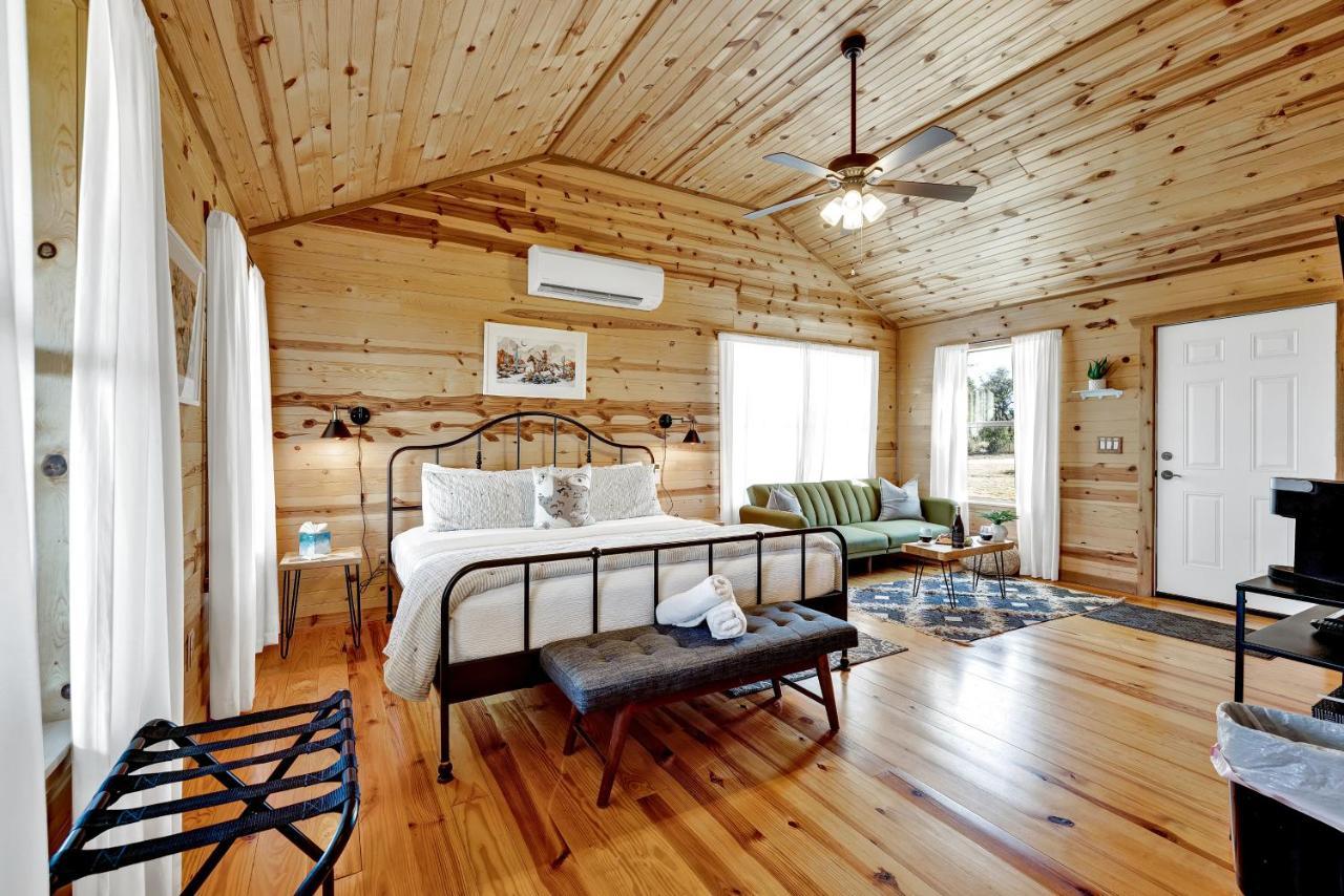 Rocky Ridge Cedar Cabin With Hot Tub & Amazing Views Crabapple Exterior foto